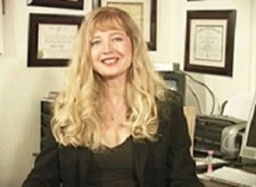 Author Dr. Donna Schwontkowskit