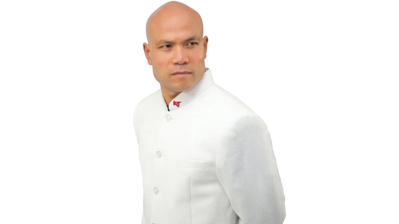 Sifu Wong, martial arts instructor and author of the ExpertRating Self-Defense Certification course